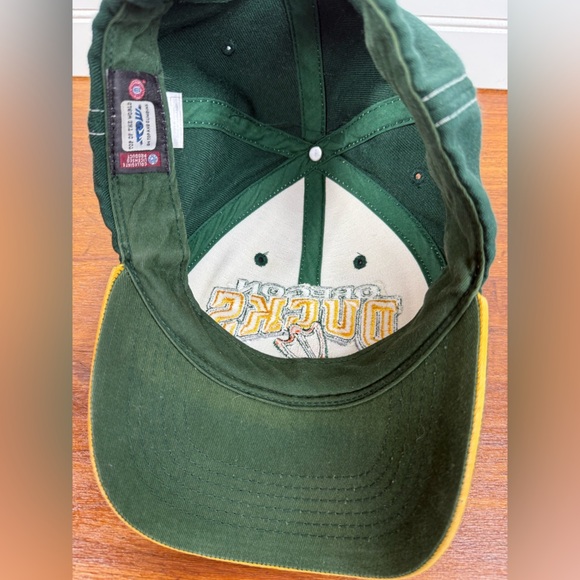 Oregon Ducks green & white baseball adjustable cap hat. One size fits most. - Picture 5 of 7